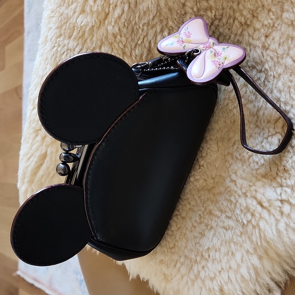 NWOT Disney X Coach Limited Edition Minnie Mouse Ears Bag🖤 🐭❤️ - Picture 16 of 16